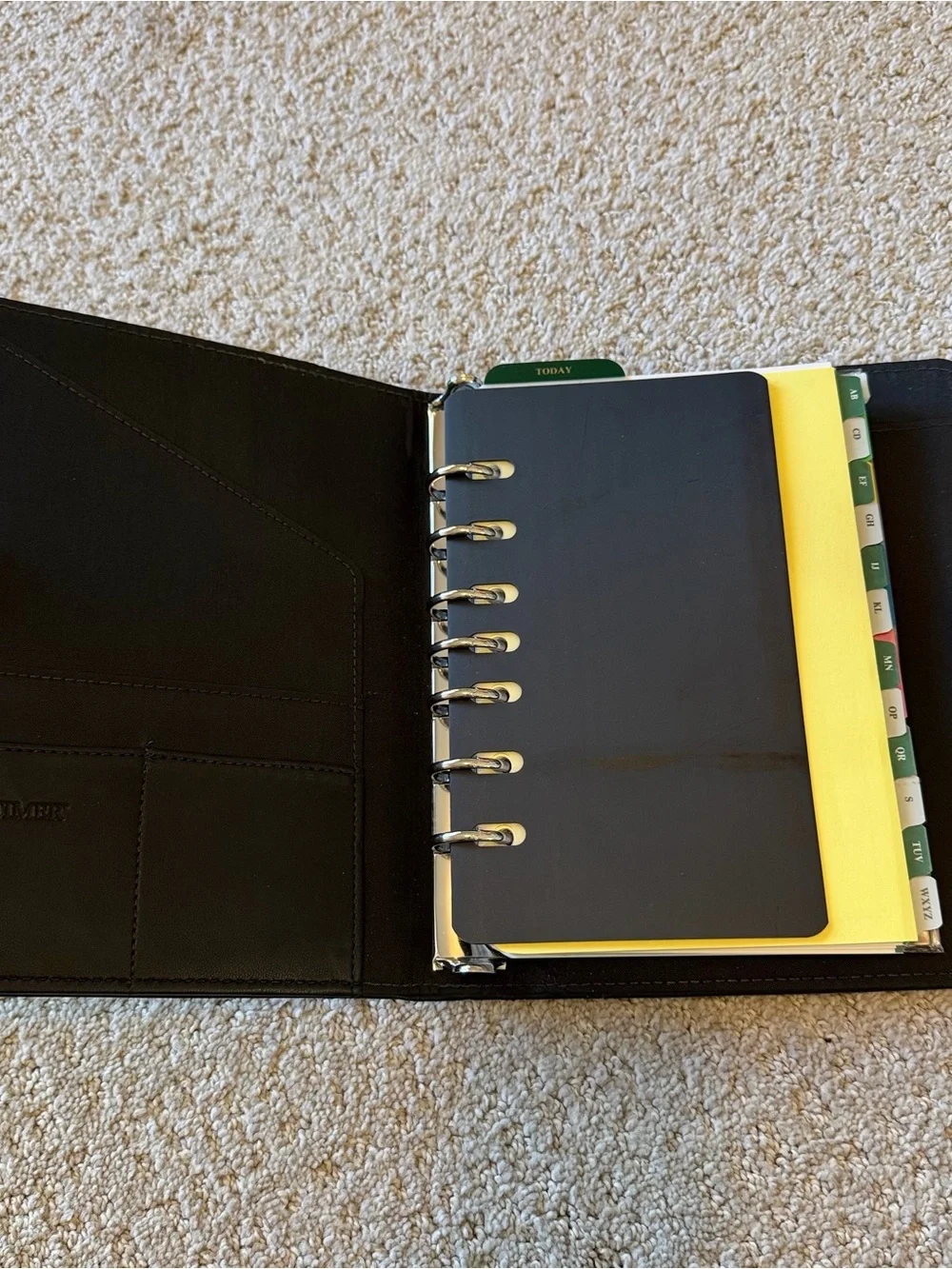Day Timer Smooth Black Leather 7 Ring Planner Snap Close Inserts 90s Vintage (2)